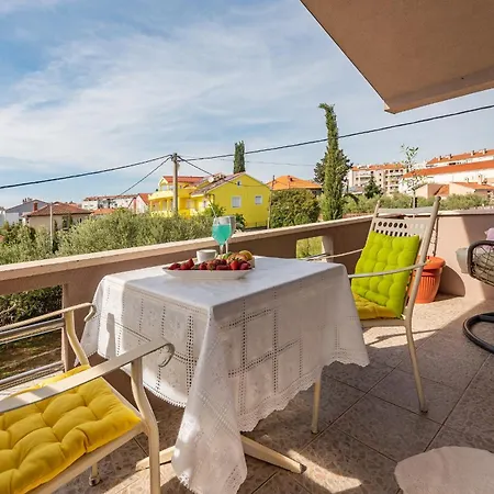 Apartament Kiara With Pool