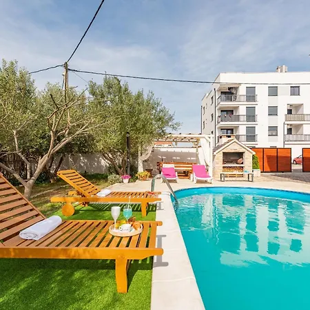 Kiara With Pool Daire Zadar