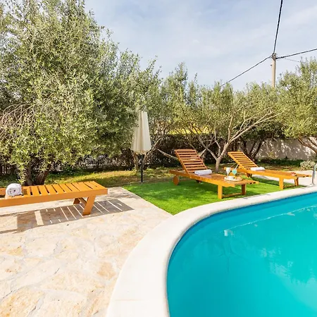 Kiara With Pool * Zadar