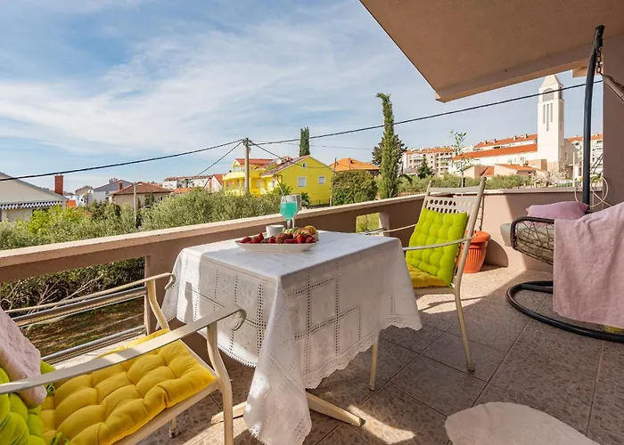 Apartman Kiara With Pool