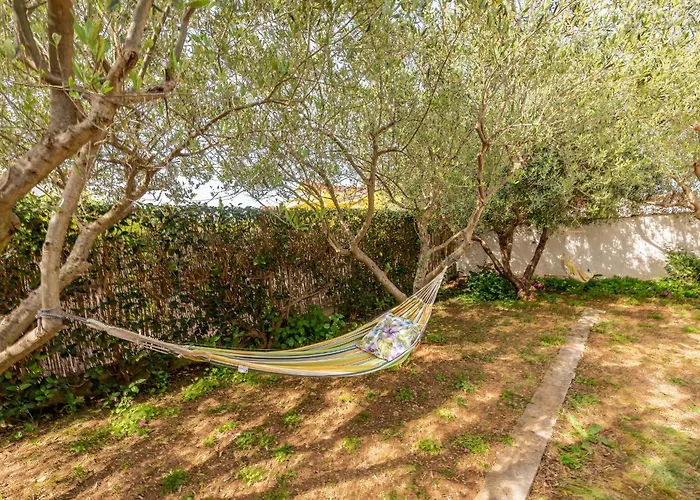 アパート Kiara With Pool *